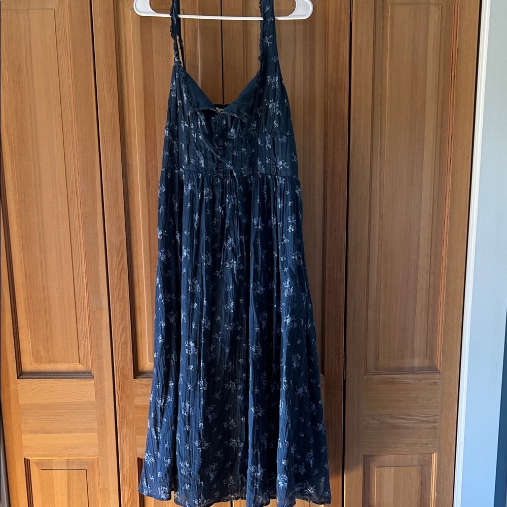 American Eagle Outfitters Blue Floral Midi Dress